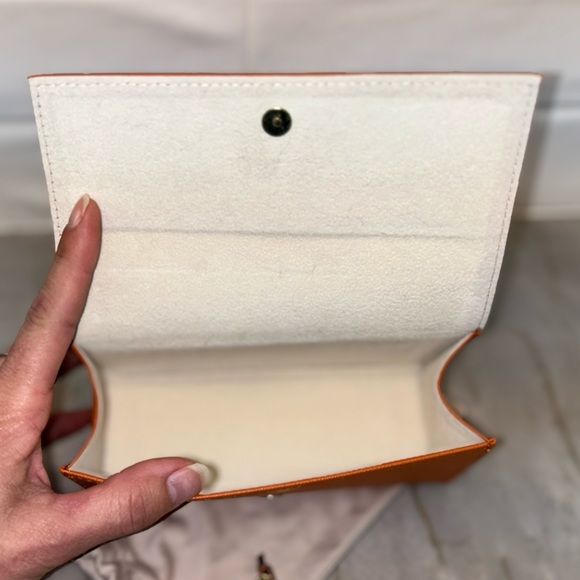 New Tory Burch sunglasses case - Picture 4 of 6